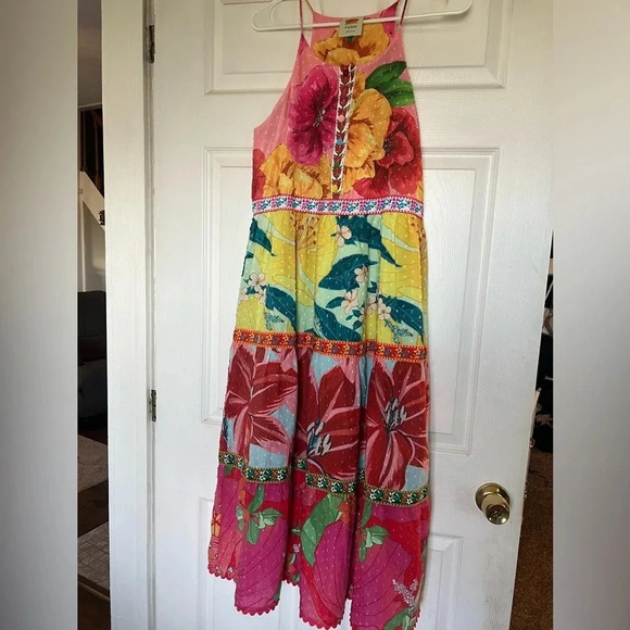 FARM Rio Gorgeous Floral embroidered detail button midi dress - Picture 2 of 11